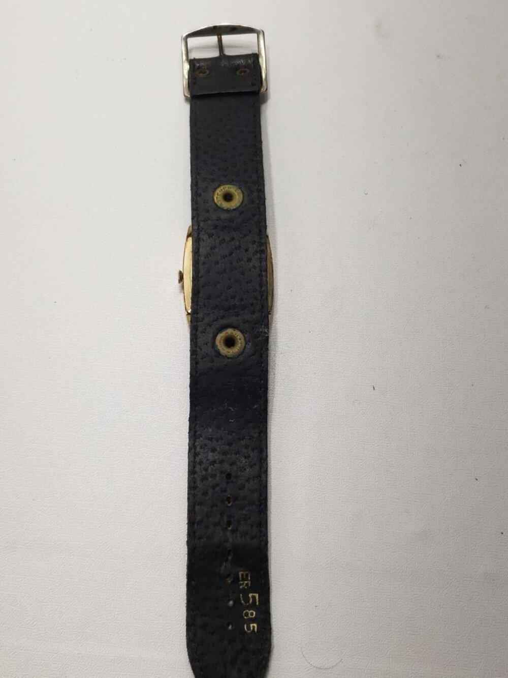 Vintage 1974 Bulova Sabre Slim Elegance Manual Wind Dress Watch w/ Case - Picture 8 of 16